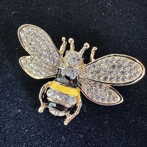 BUMBLE HONEYBEE KEEPERS PENDANT BROOCH GOLD-TONE Yellow Black Enamel RHINESTONE